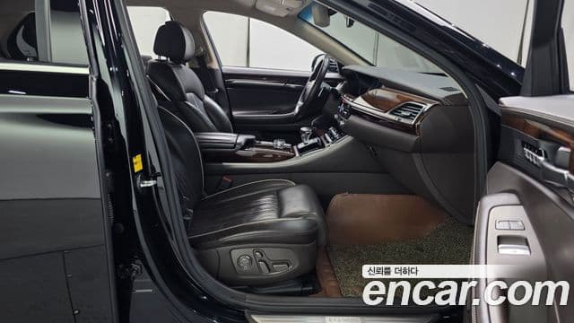 Genesis EQ900 Prestige, 2017 10