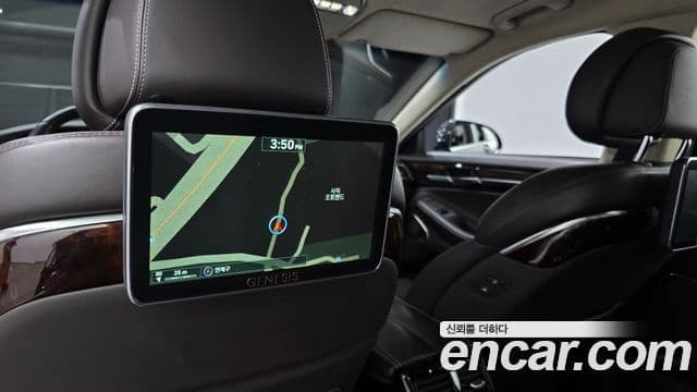 Genesis EQ900 Prestige, 2017 17