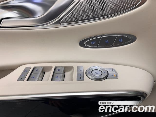 Genesis GV70, 2023 11