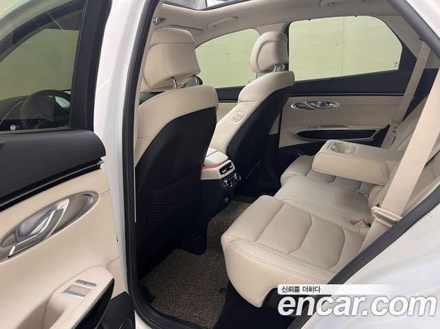 Genesis GV70, 2023 13