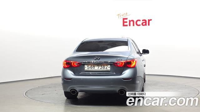 Infiniti Q50 3.5 гибрид Essence, 2016 4