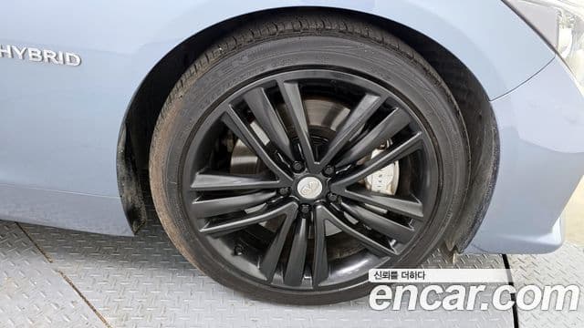 Infiniti Q50 3.5 гибрид Essence, 2016 все фото