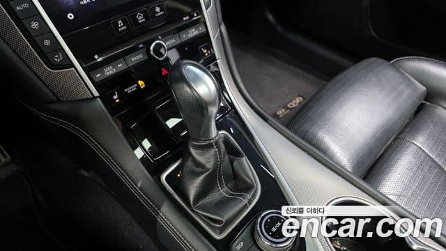 Infiniti Q50 3.5 гибрид Essence, 2016 9