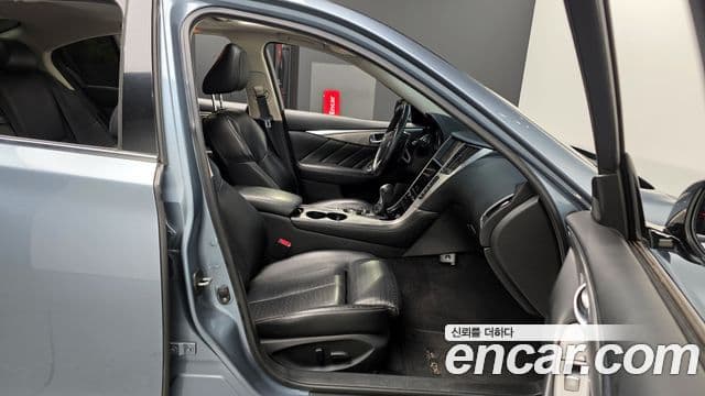 Infiniti Q50 3.5 гибрид Essence, 2016 11