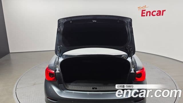 Infiniti Q50 3.5 гибрид Essence, 2016 20