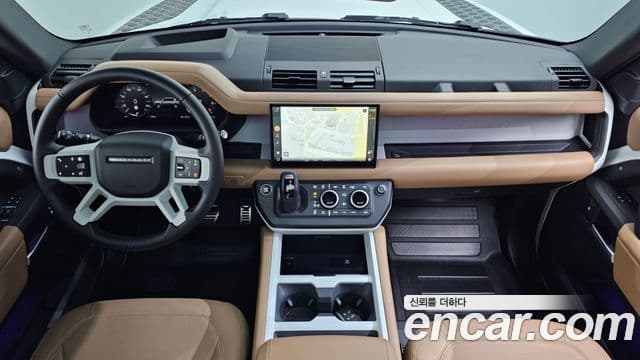 Land Rover Defender (L663) 110 P300 X-Dynamic SE, 2025 4