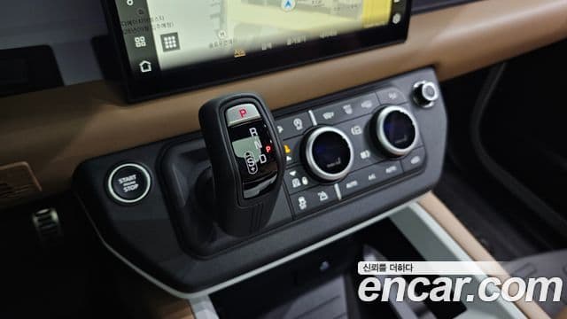 Land Rover Defender (L663) 110 P300 X-Dynamic SE, 2025 18