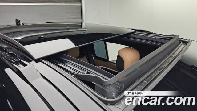 Land Rover Defender (L663) 110 P300 X-Dynamic SE, 2025 19