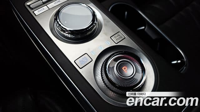 Genesis GV70, 2021 9