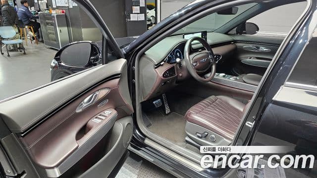 Genesis GV70, 2021 10