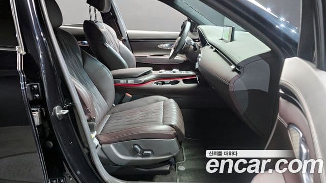 Genesis GV70, 2021 11