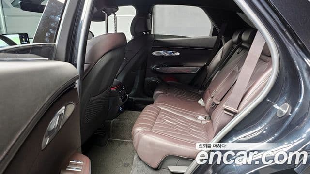 Genesis GV70, 2021 13