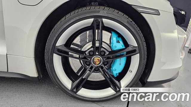 Porsche 타이칸 базовый, 2022 все фото