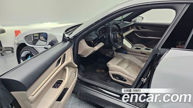 Porsche 타이칸 базовый, 2022 10