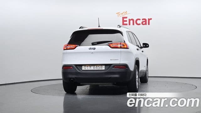 Jeep Cherokee(KL) 2.4 Longitude AWD, 2016 4