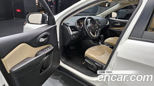 Jeep Cherokee(KL) 2.4 Longitude AWD, 2016 11