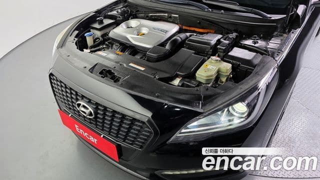 Hyundai LF Sonata гибрид Modern, 2015 6