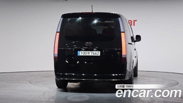 Hyundai Staria Inspiration, 2022 4