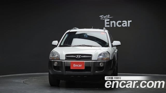 Hyundai Tucson люксовая версия, 2006 3