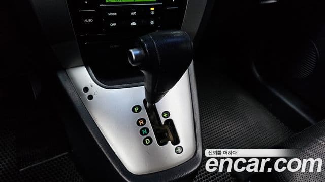 Hyundai Tucson люксовая версия, 2006 9