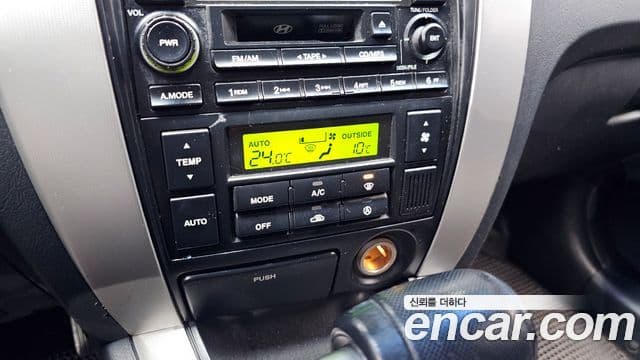 Hyundai Tucson люксовая версия, 2006 15