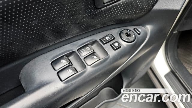 Hyundai Tucson люксовая версия, 2006 18