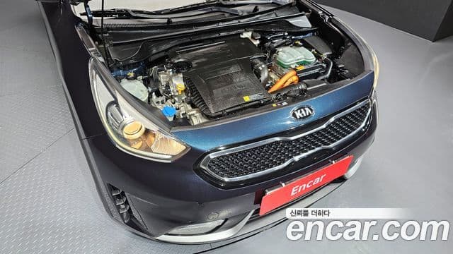 Kia Niro Prestige, 2017 6