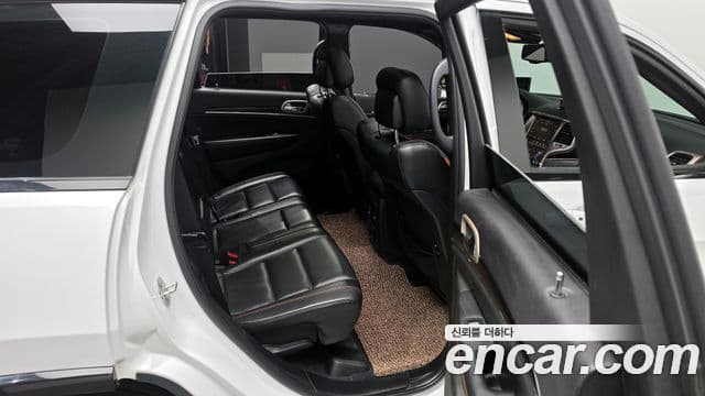 Jeep Grand Cherokee WK2, 2016 12