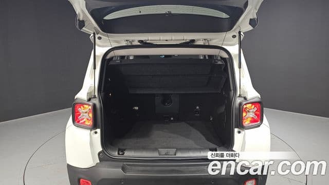 Jeep Renegade 1.3 Limited, 2022 20