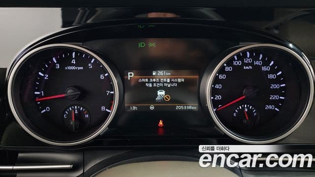 Kia Carnival 4세대 изменение конструкции(LPG), 2021 8