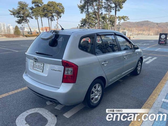 Kia 뉴카렌스 топовая версия, 2007 4