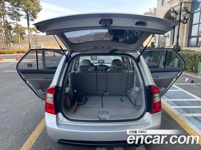 Kia 뉴카렌스 топовая версия, 2007 14