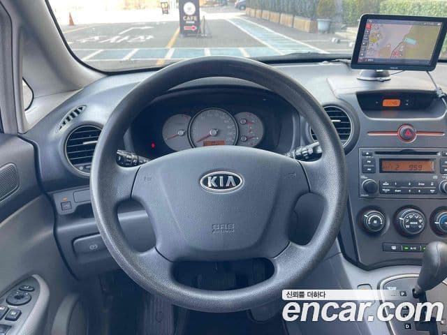 Kia 뉴카렌스 топовая версия, 2007 16