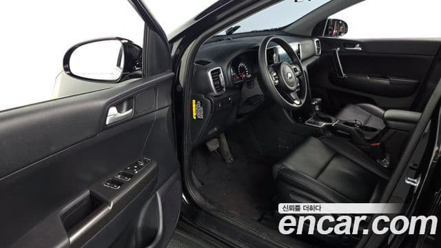 Kia Sportage 4세대 дизель 1.7 2WD Trendy, 2017 11