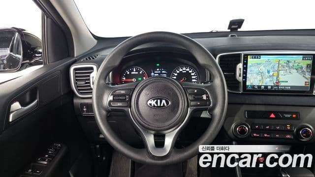 Kia Sportage 4세대 дизель 1.7 2WD Trendy, 2017 13