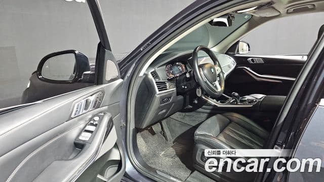 BMW X7 (G07) xDrive 40d Design Pure Excellence 7인승, 2021 10