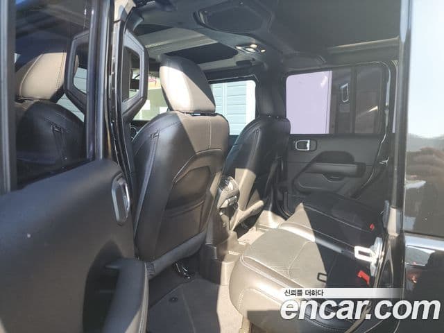 Jeep Wrangler (JL) 2.0 Overland Power top 4도어, 2021 8