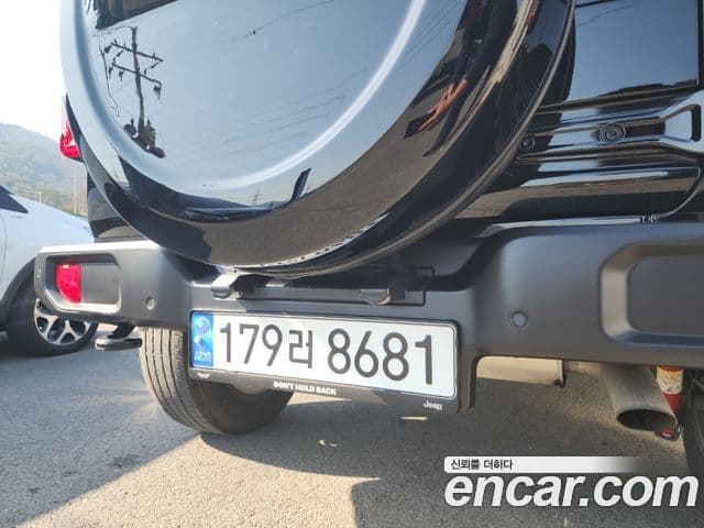 Jeep Wrangler (JL) 2.0 Overland Power top 4도어, 2021 9