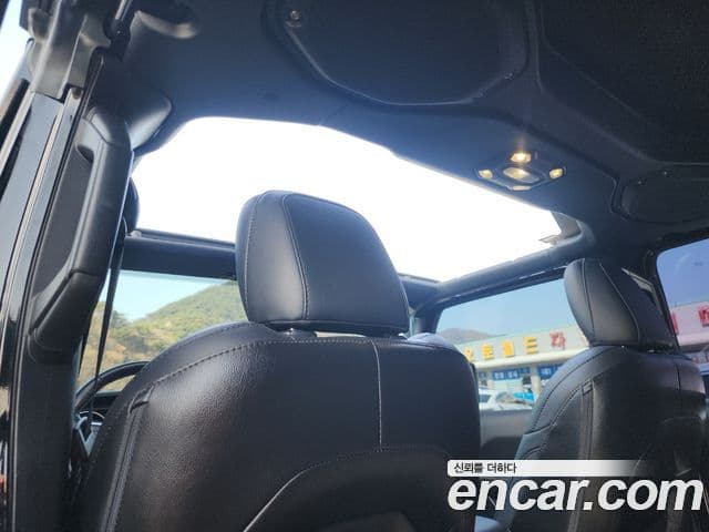 Jeep Wrangler (JL) 2.0 Overland Power top 4도어, 2021 10