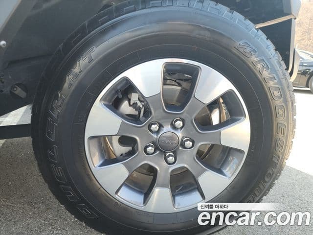 Jeep Wrangler (JL) 2.0 Overland Power top 4도어, 2021 17