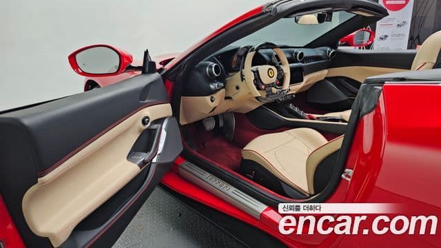 Ferrari 포르토피노 3.9 V8, 2020 10