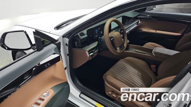 Hyundai Grandeur (GN7) Calligraphy, 2025 11