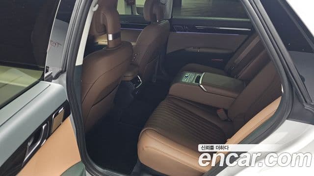 Hyundai Grandeur (GN7) Calligraphy, 2025 12