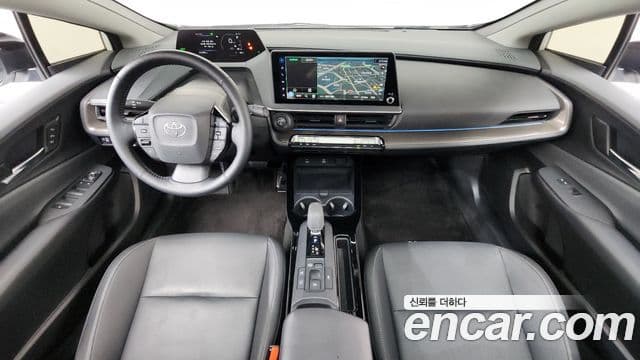 Toyota 프리우스 5세대 2.0 XLE, 2024 7