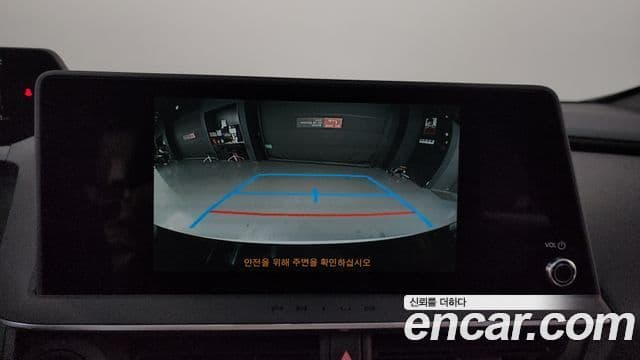 Toyota 프리우스 5세대 2.0 XLE, 2024 18