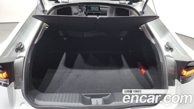 Toyota 프리우스 5세대 2.0 XLE, 2024 21