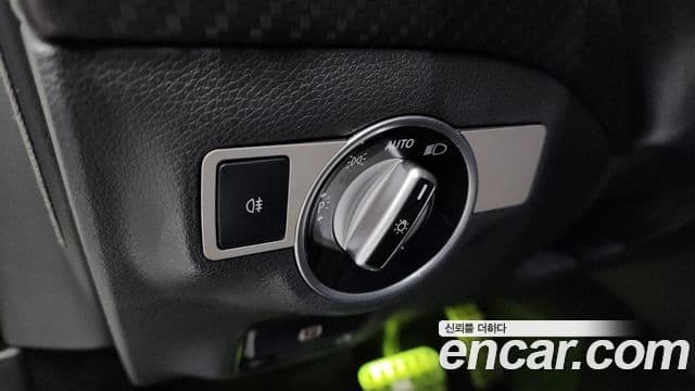 Mercedes-Benz A-класс W176 A45 AMG 4MATIC, 2016 13