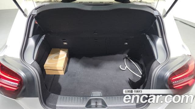 Mercedes-Benz A-класс W176 A45 AMG 4MATIC, 2016 20