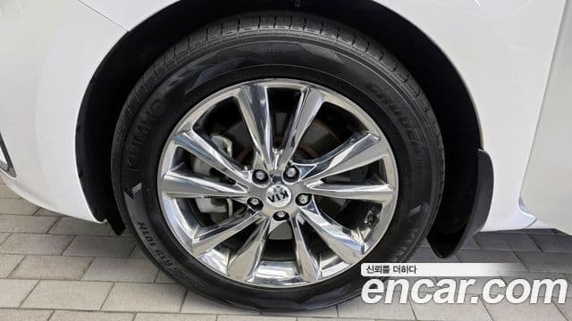 Kia The / новый New Carnival Prestige, 2020 все фото