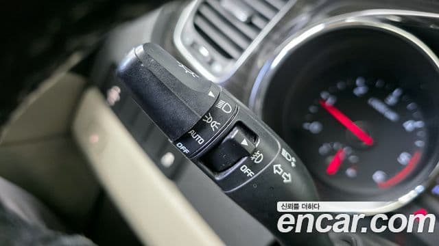 Kia The / новый New Carnival Prestige, 2020 19